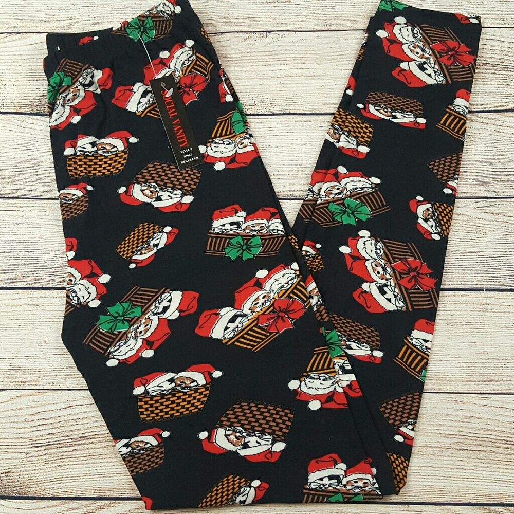 SALE Buttery soft christmas kitty cat leggings.
